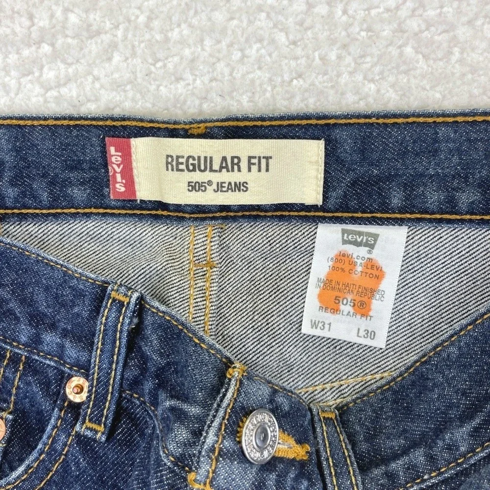 Levis 505 Regular Fit Jeans Mens 31x30 Medium Wash Denim Straight Leg Casual